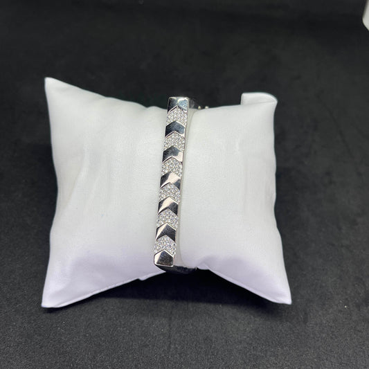 Men’s Chevron Kada in 925 Sterling Silver – CZ Studded Geometric Luxury